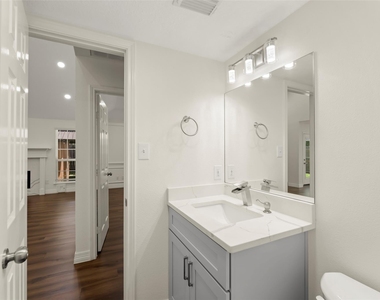 15006 Sapling Oak Court - Photo Thumbnail 8