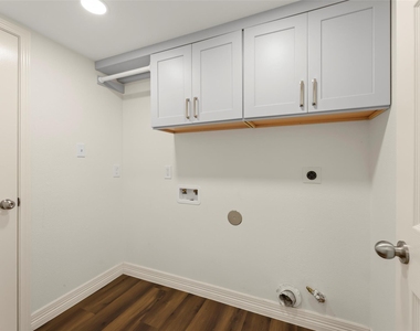 15006 Sapling Oak Court - Photo Thumbnail 12