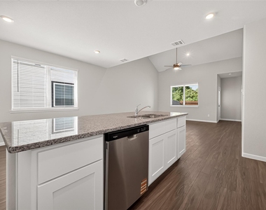15610 Coneflower Hills Drive - Photo Thumbnail 12