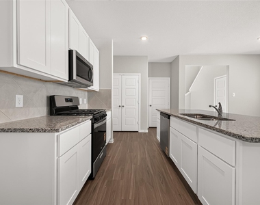 15610 Coneflower Hills Drive - Photo Thumbnail 10