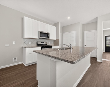 15610 Coneflower Hills Drive - Photo Thumbnail 9