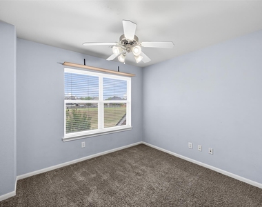 1651 Grable Cove Lane - Photo Thumbnail 12