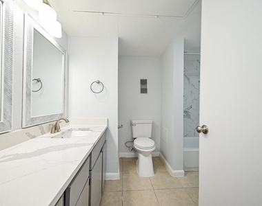 8427 Hearth Drive Drive - Photo Thumbnail 5