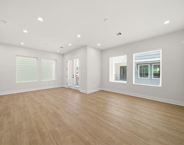 1404 Cedar Post Lane - Photo Thumbnail 15