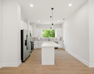1404 Cedar Post Lane - Photo Thumbnail 18