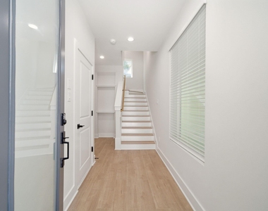 1404 Cedar Post Lane - Photo Thumbnail 4