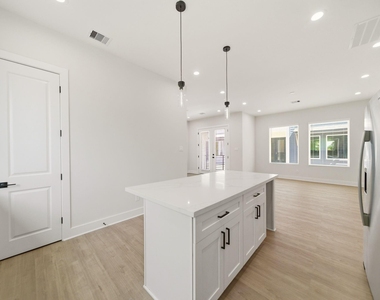 1404 Cedar Post Lane - Photo Thumbnail 17