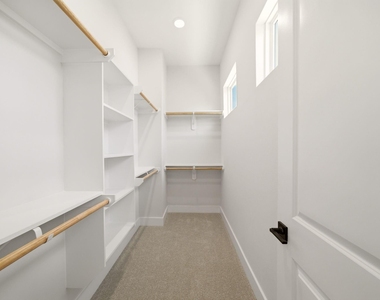 1404 Cedar Post Lane - Photo Thumbnail 24