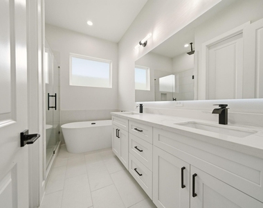 1404 Cedar Post Lane - Photo Thumbnail 27