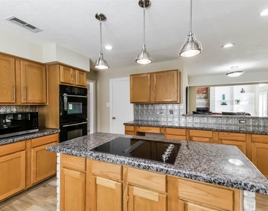3911 Cherry Forest Drive - Photo Thumbnail 14