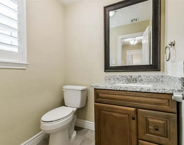 3911 Cherry Forest Drive - Photo Thumbnail 18