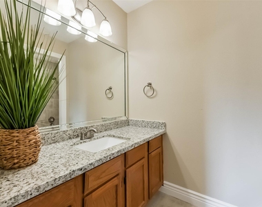 3911 Cherry Forest Drive - Photo Thumbnail 21