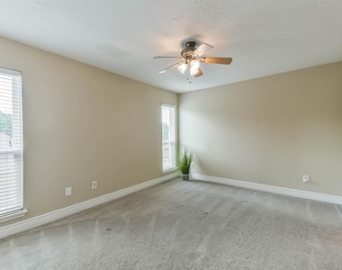 3911 Cherry Forest Drive - Photo Thumbnail 19