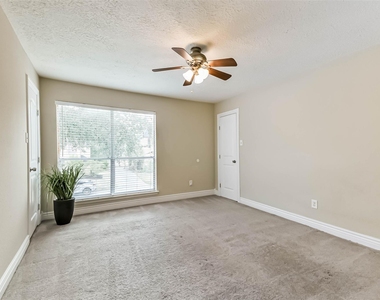 3911 Cherry Forest Drive - Photo Thumbnail 24
