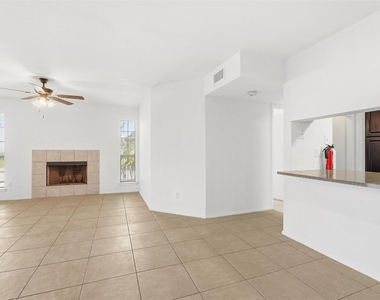 10501 South Drive - Photo Thumbnail 3