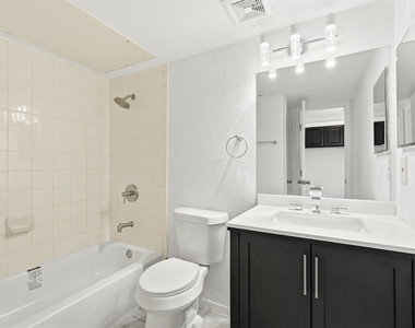 10501 South Drive - Photo Thumbnail 18