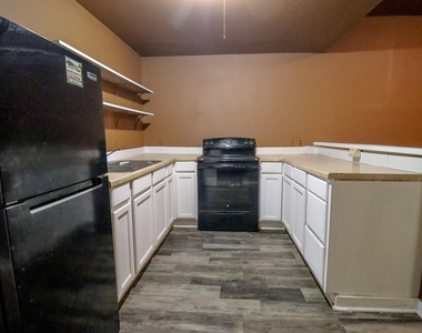 2237 North Unit 3 Street - Photo Thumbnail 4