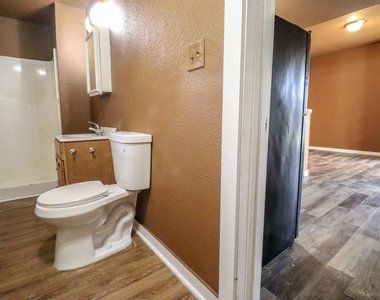 2237 North Unit 3 Street - Photo Thumbnail 6