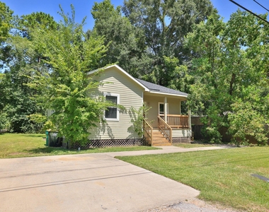 204 S 13th Street - Photo Thumbnail 16