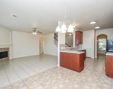 13111 Rippling Creek Lane - Photo Thumbnail 31