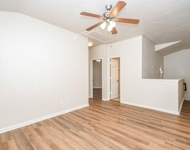 13111 Rippling Creek Lane - Photo Thumbnail 44