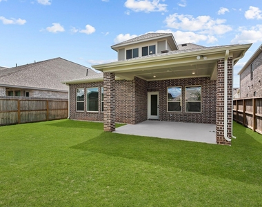 210 Ginger Street - Photo Thumbnail 34