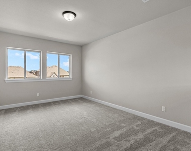 210 Ginger Street - Photo Thumbnail 32