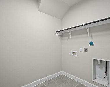 210 Ginger Street - Photo Thumbnail 16