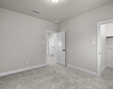 210 Ginger Street - Photo Thumbnail 31