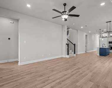 210 Ginger Street - Photo Thumbnail 21