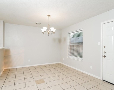 3315 Maymist Drive - Photo Thumbnail 4