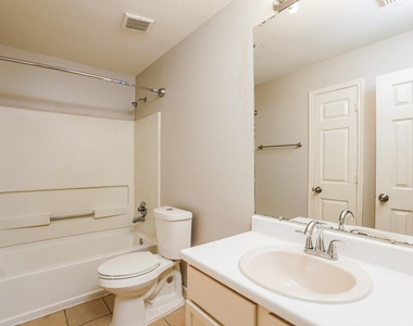 3315 Maymist Drive - Photo Thumbnail 13