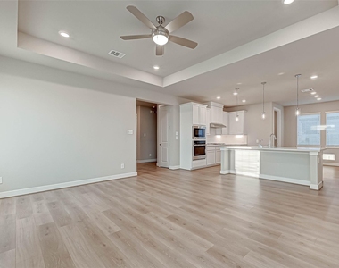 21543 Eads Creek Drive - Photo Thumbnail 12