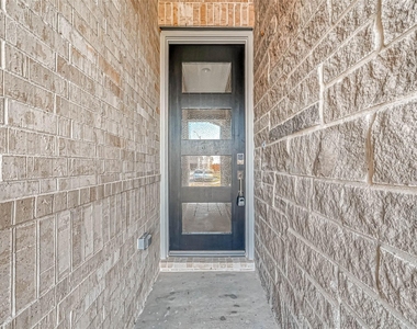21543 Eads Creek Drive - Photo Thumbnail 1