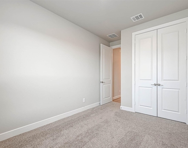 21543 Eads Creek Drive - Photo Thumbnail 24