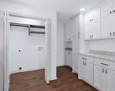32242 Sky Lakes Drive - Photo Thumbnail 12