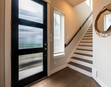 963 Lilly Flower Lane - Photo Thumbnail 6
