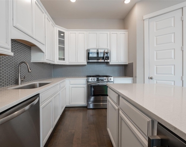 963 Lilly Flower Lane - Photo Thumbnail 15