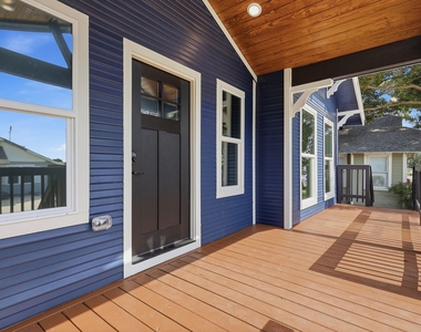 105 Opal Court - Photo Thumbnail 2
