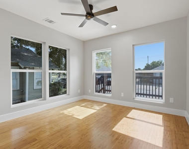 105 Opal Court - Photo Thumbnail 7
