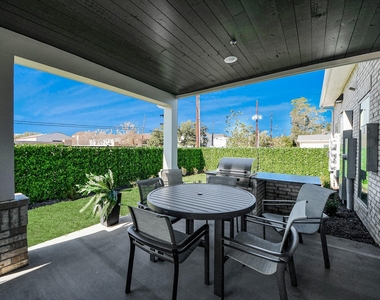 1938 Knoll Street - Photo Thumbnail 46