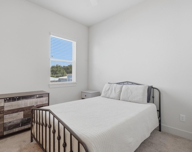 5264 Texas Street - Photo Thumbnail 12