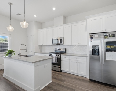 5264 Texas Street - Photo Thumbnail 8