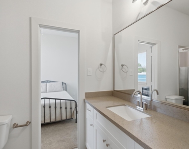 5264 Texas Street - Photo Thumbnail 11