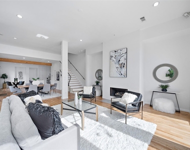 2437 North Boulevard - Photo Thumbnail 11