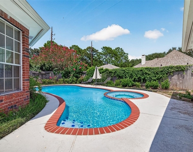 3215 Quiet Lake Drive - Photo Thumbnail 27