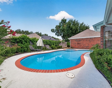 3215 Quiet Lake Drive - Photo Thumbnail 28