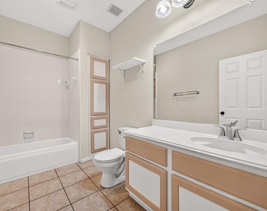 3215 Quiet Lake Drive - Photo Thumbnail 24