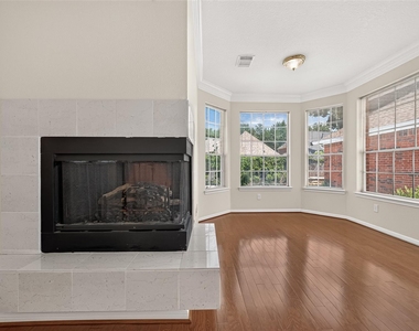 3215 Quiet Lake Drive - Photo Thumbnail 18
