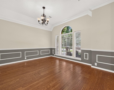 3215 Quiet Lake Drive - Photo Thumbnail 8